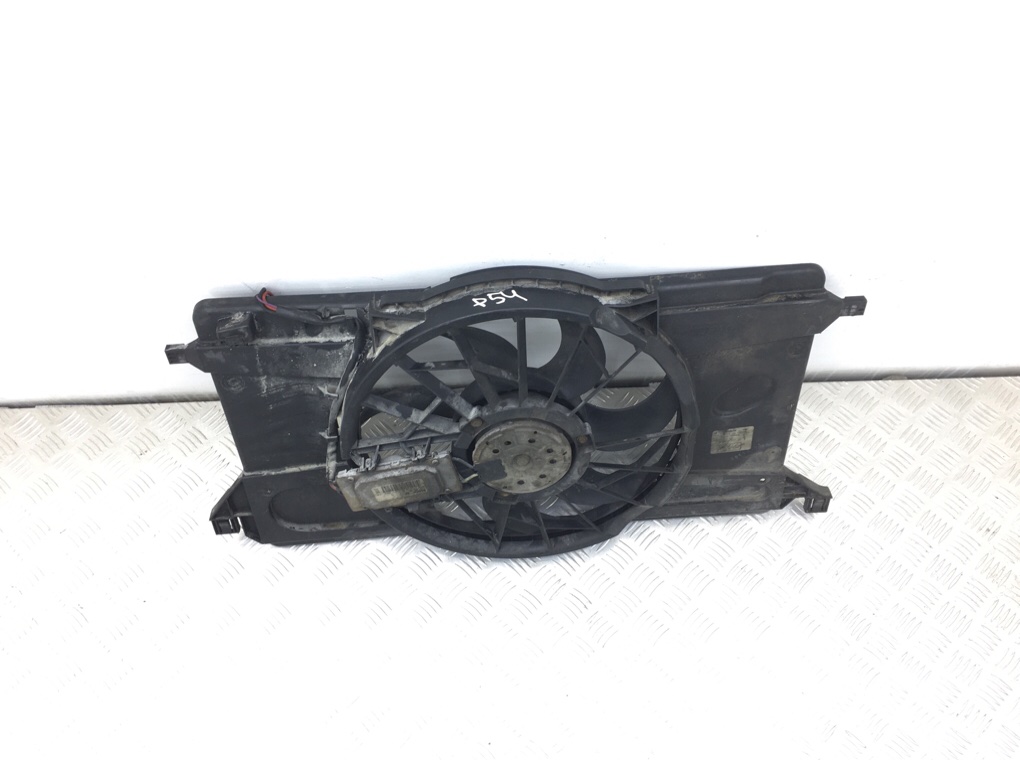 Вентилятор радиатора бу для Volvo S40  2.0 D,  2005 г.