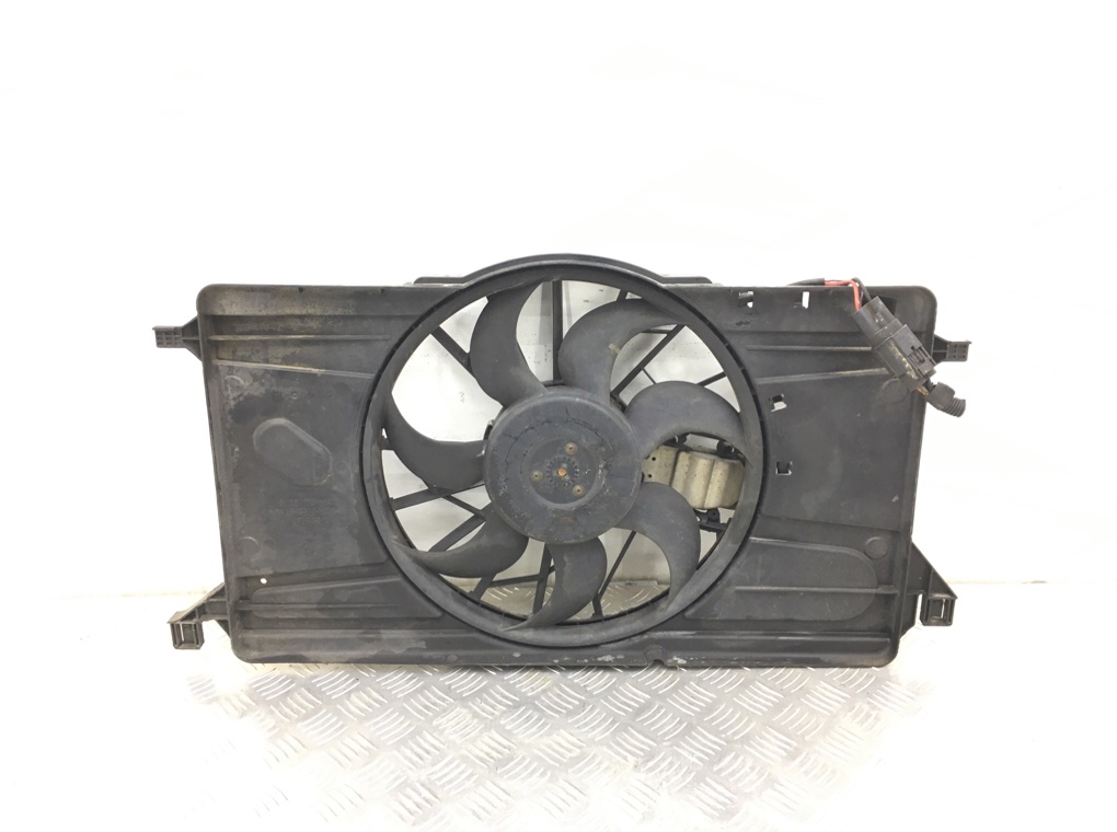 Вентилятор радиатора бу для Volvo S40  2.0 D,  2005 г.