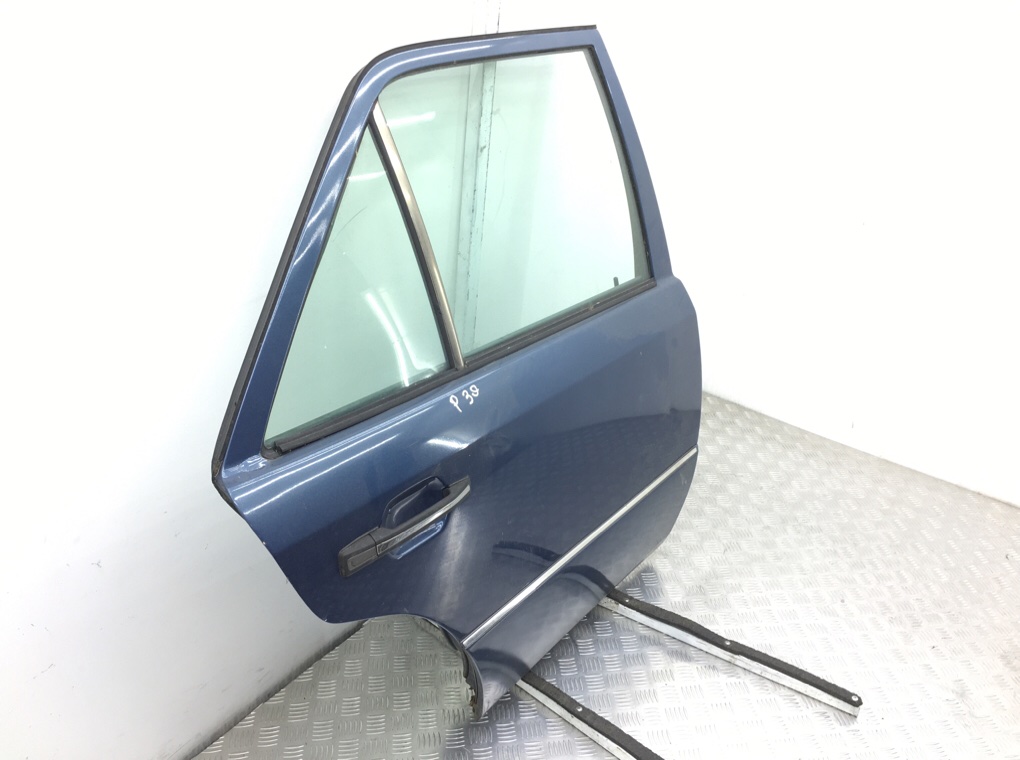 Дверь задняя правая бу для Mercedes E W124 2.3 i,  1992 г.