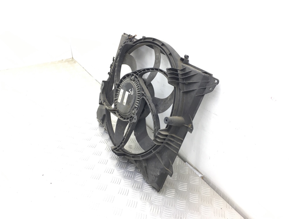 Вентилятор радиатора бу для BMW 3 E90/E91/E92/E93 2.0 i,  2009 г.