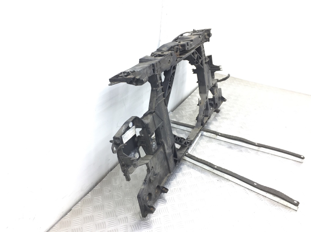 Панель передняя (телевизор) бу для Renault Megane 3 1.4 Ti, 2011 г. Панель передняя (телевизор) бу для Renault Megane 3 1.4 Ti, 2011 г.