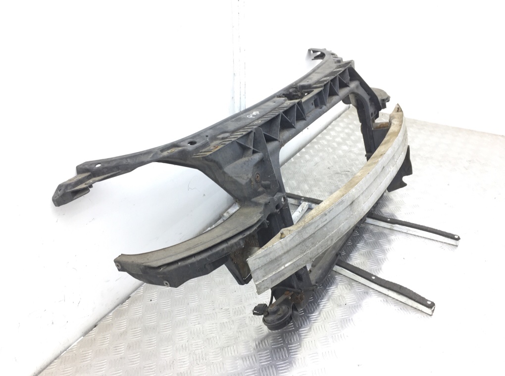 Панель передняя (телевизор) бу для Audi TT  1.8 Ti,  2001 г.