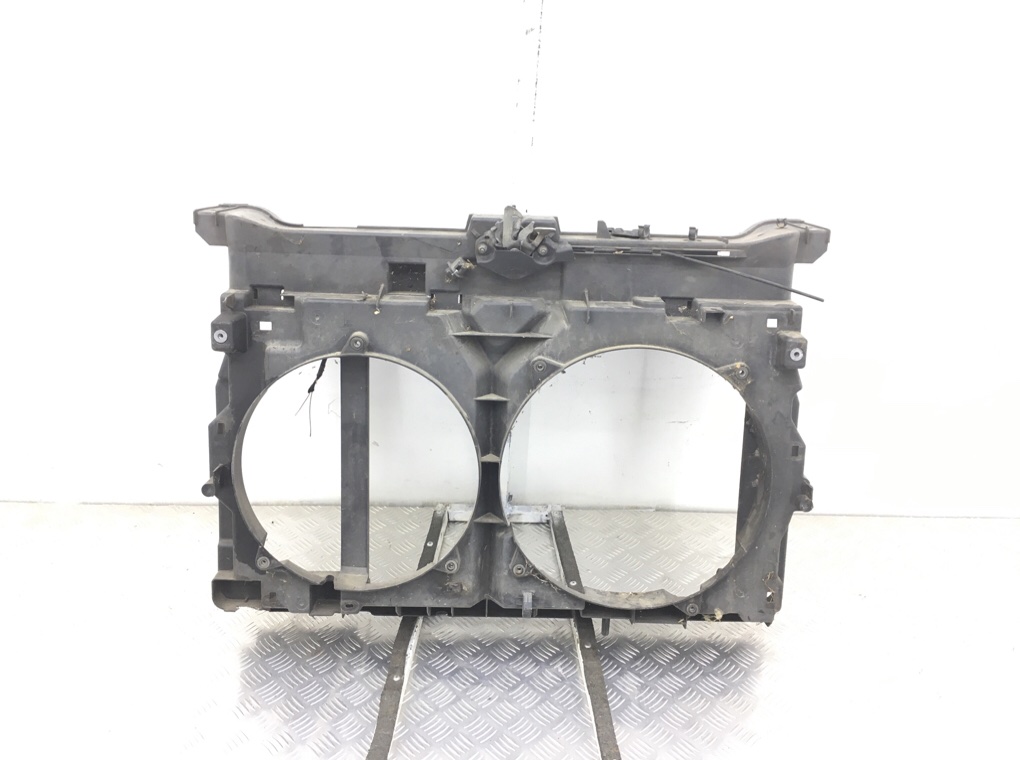 Панель передняя (телевизор) бу для Peugeot Expert 2 2.0 HDi, 2010 г.