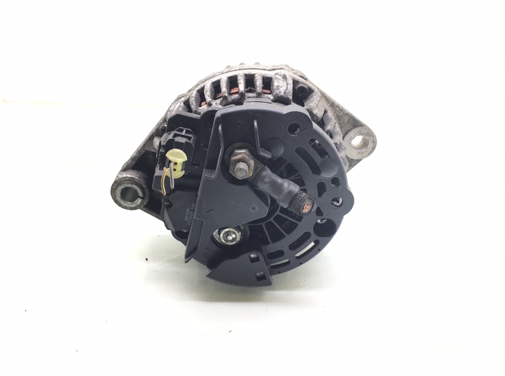 Генератор бу для Opel Zafira B 1.9 CDTi,  2010 г.