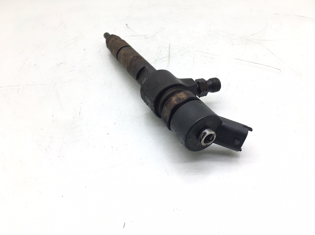 Форсунка бу для Opel Zafira B 1.9 CDTi,  2010 г.