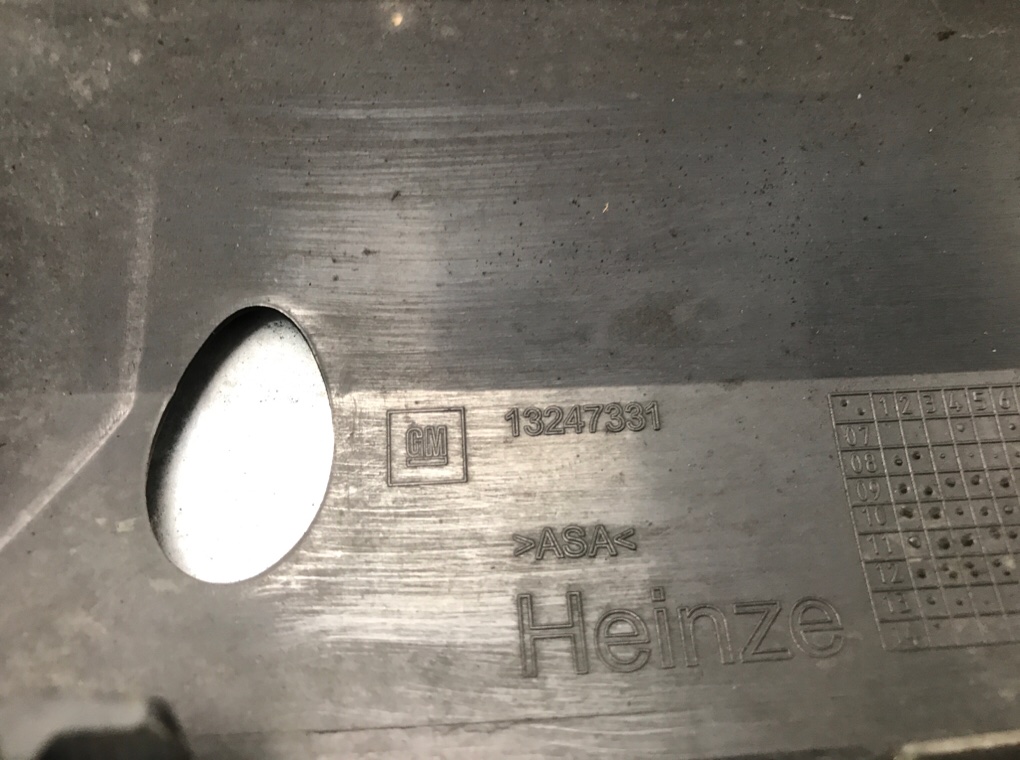 Решетка радиатора бу для Opel Zafira B 1.8 i,  2014 г.