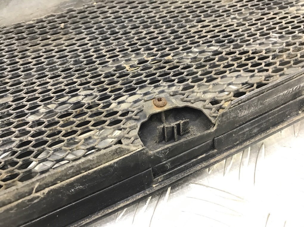 Решетка радиатора бу для Iveco Daily  2.3 D,  2015 г.