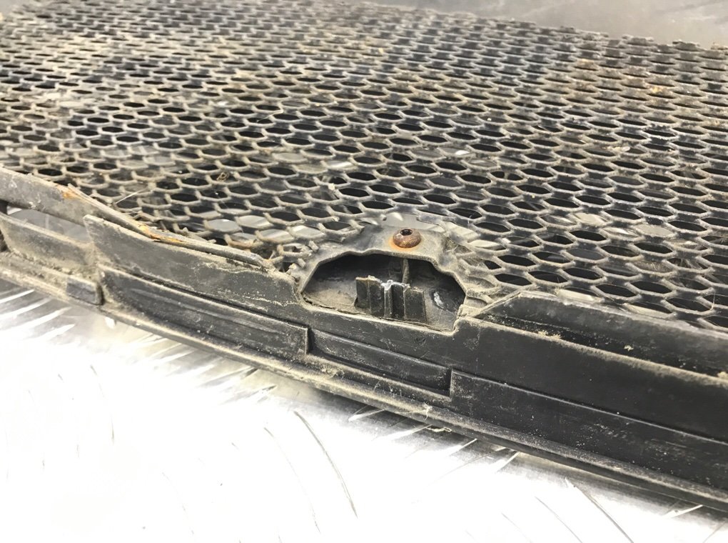Решетка радиатора бу для Iveco Daily  2.3 D,  2015 г.