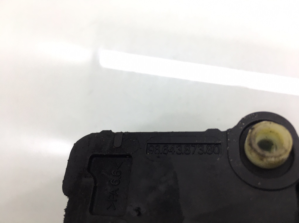 Датчик коленвала бу для Peugeot 308 T7 1.6 HDi,  2009 г.