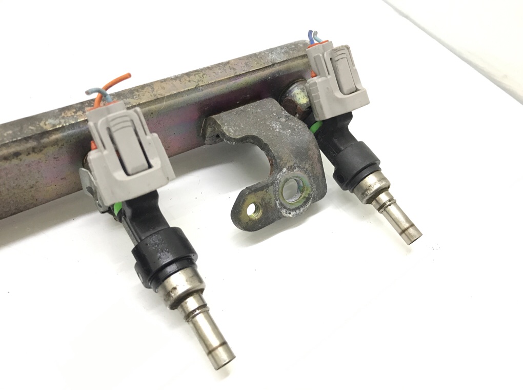 Топливная рампа бу для Nissan Micra K12 1.6 i,  2006 г.