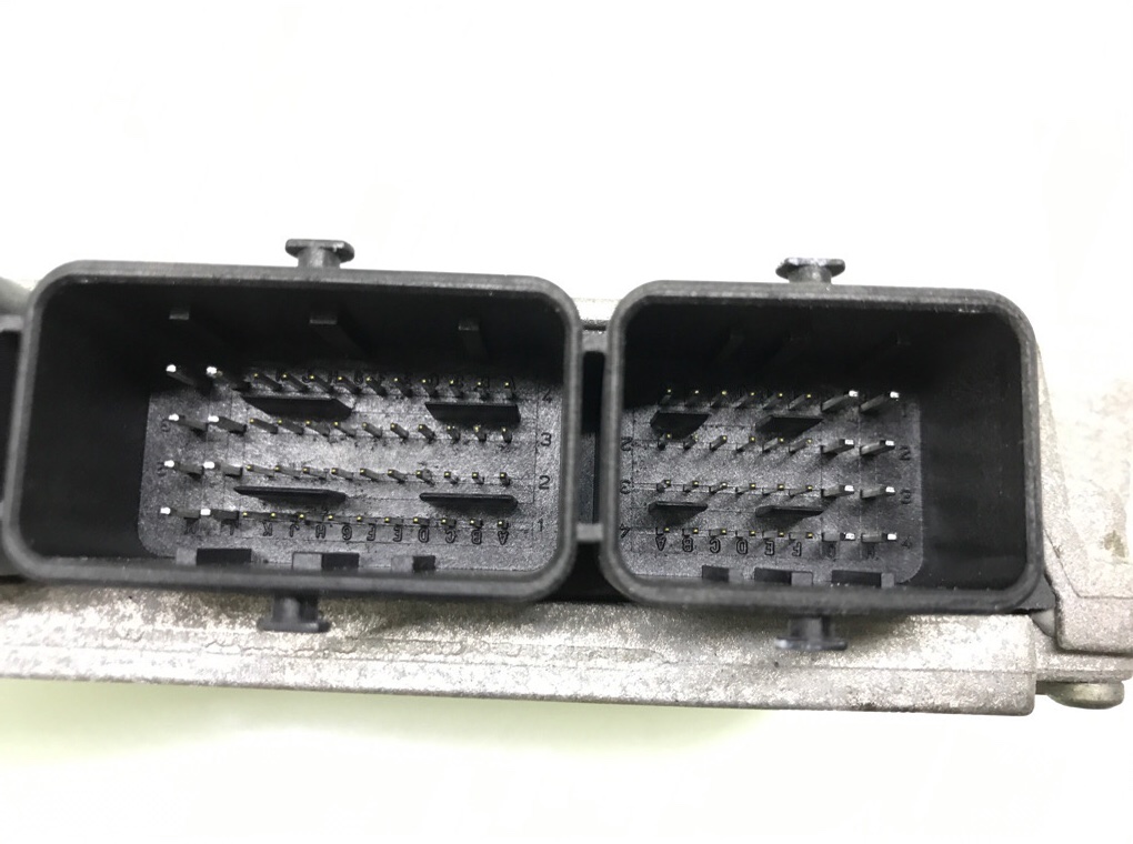 Блок управления двигателем бу для Peugeot 307  1.4 i,  2007 г.