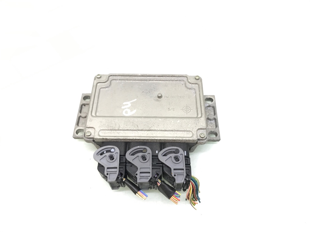 Блок управления двигателем бу для Peugeot 307  1.4 i,  2007 г.