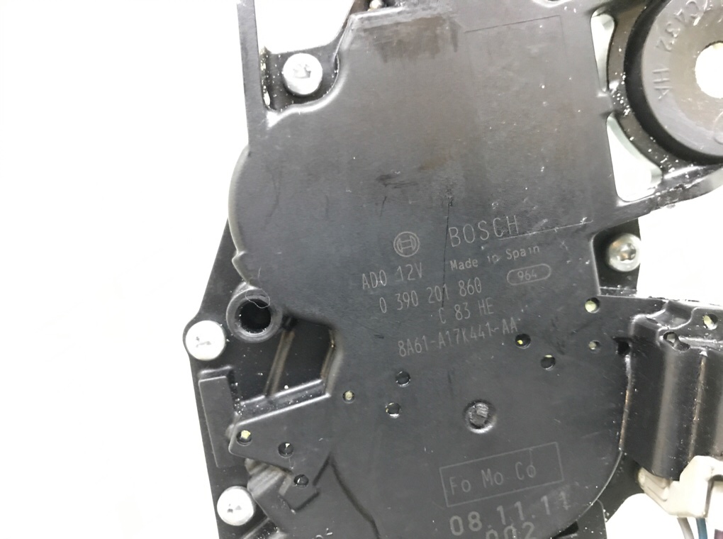 Моторчик заднего стеклоочистителя (дворника) бу для Ford Fiesta 6 1.2 i, 2009 г. Моторчик заднего стеклоочистителя (дворника) бу для Ford Fiesta 6 1.2 i, 2009 г.