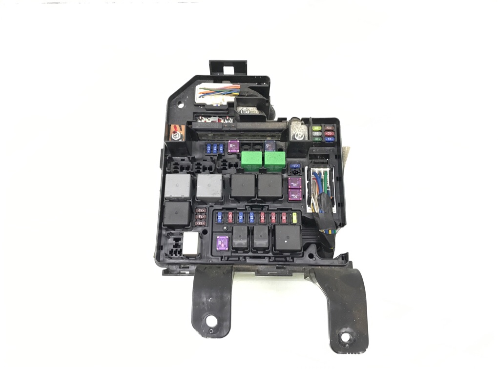 Блок предохранителей бу для Kia Sorento 2 2.2 CRDi,  2012 г.