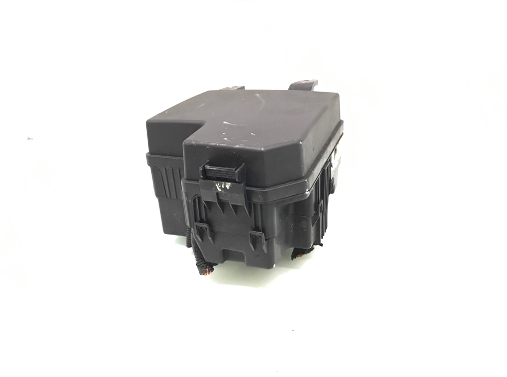 Блок предохранителей бу для Kia Sorento 2 2.2 CRDi,  2012 г.