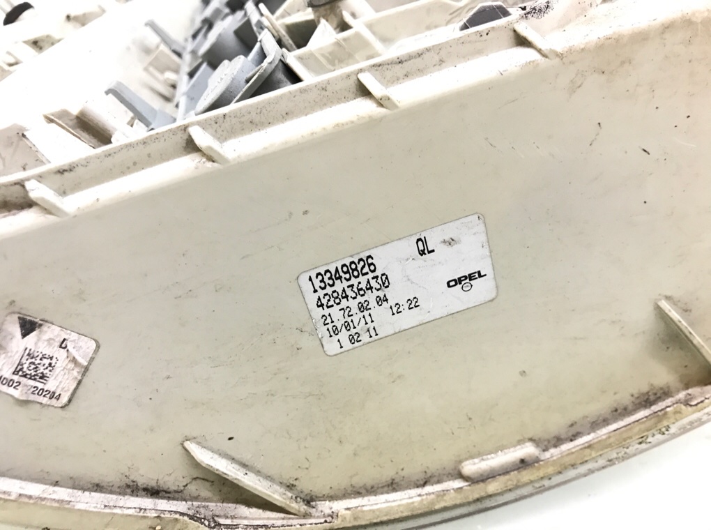 Фонарь задний правый бу для Opel Zafira B 1.8 i,  2014 г.