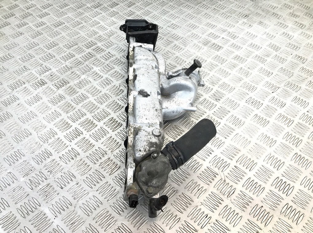 Коллектор впускной бу для Hyundai Tucson  2.0 CRDi,  2006 г.