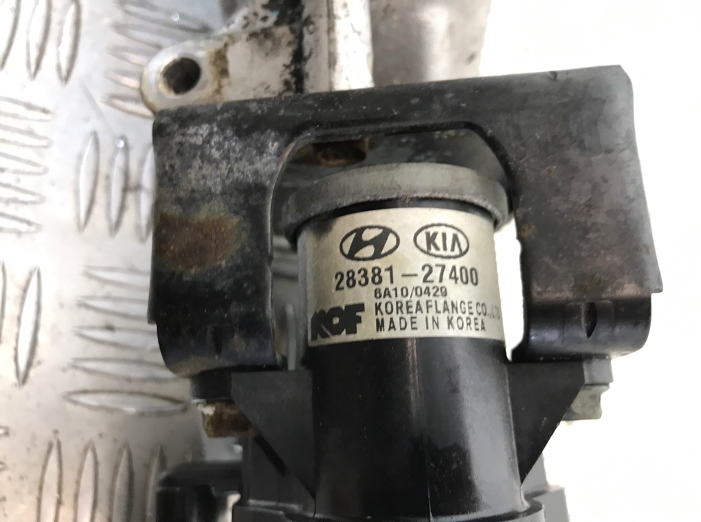 Коллектор впускной бу для Hyundai Tucson  2.0 CRDi,  2006 г.