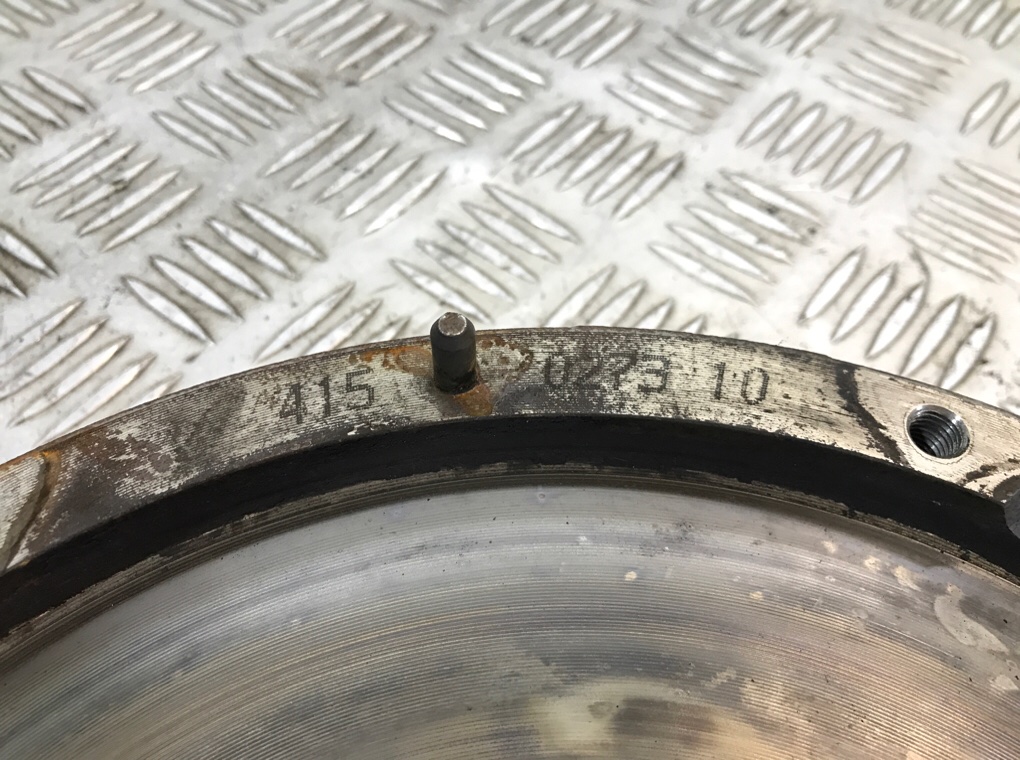 Маховик бу для Hyundai Tucson  2.0 CRDi,  2006 г.