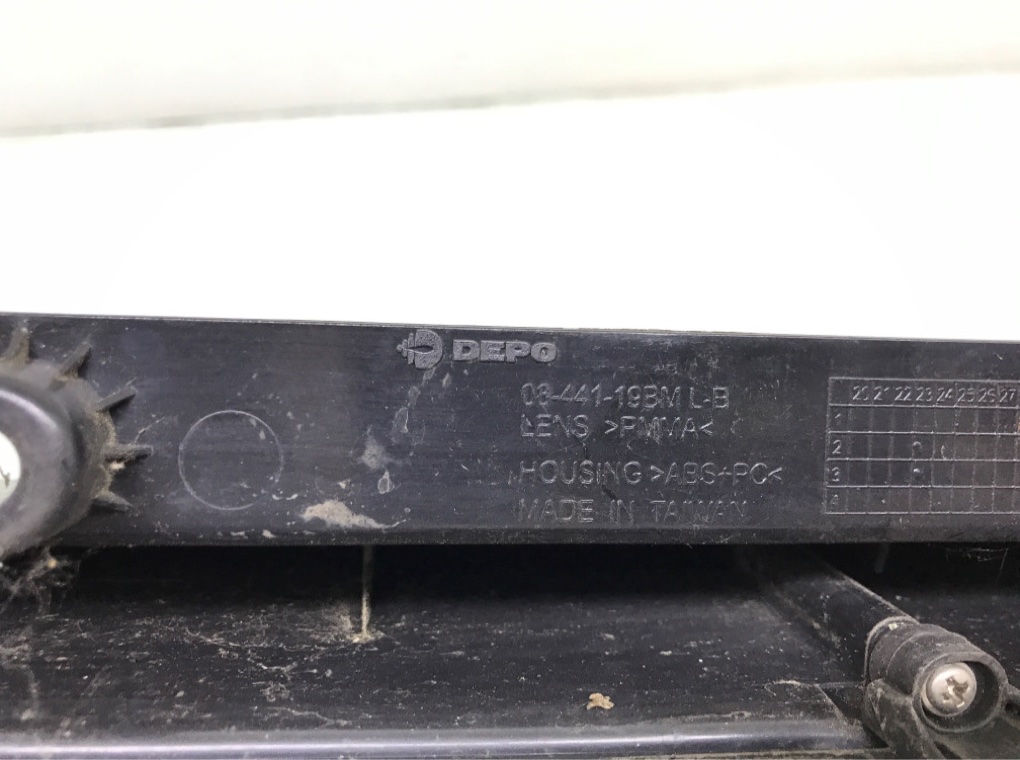 Фонарь задний левый бу для Volkswagen Crafter 2 2.0 TDi,  2019 г.