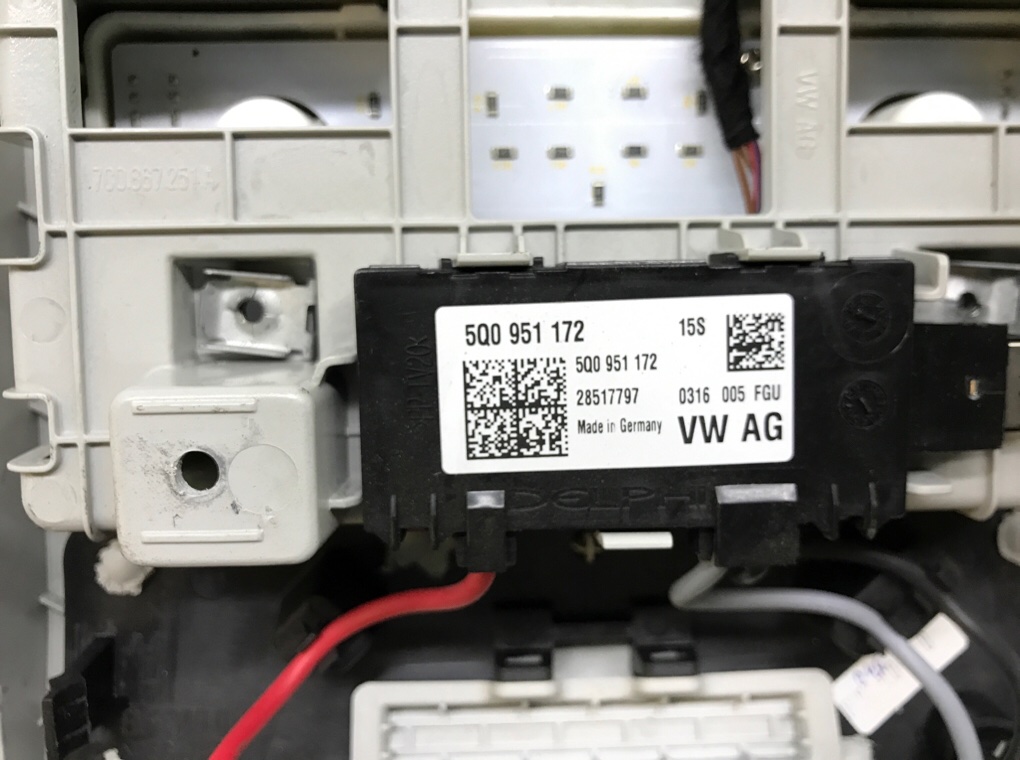 Фонарь салона (плафон) бу для Volkswagen Crafter 2 2.0 TDi,  2019 г.