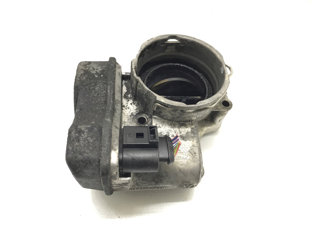 Заслонка дроссельная бу для Volkswagen Golf 5 2.0 TDi, 2006 г.