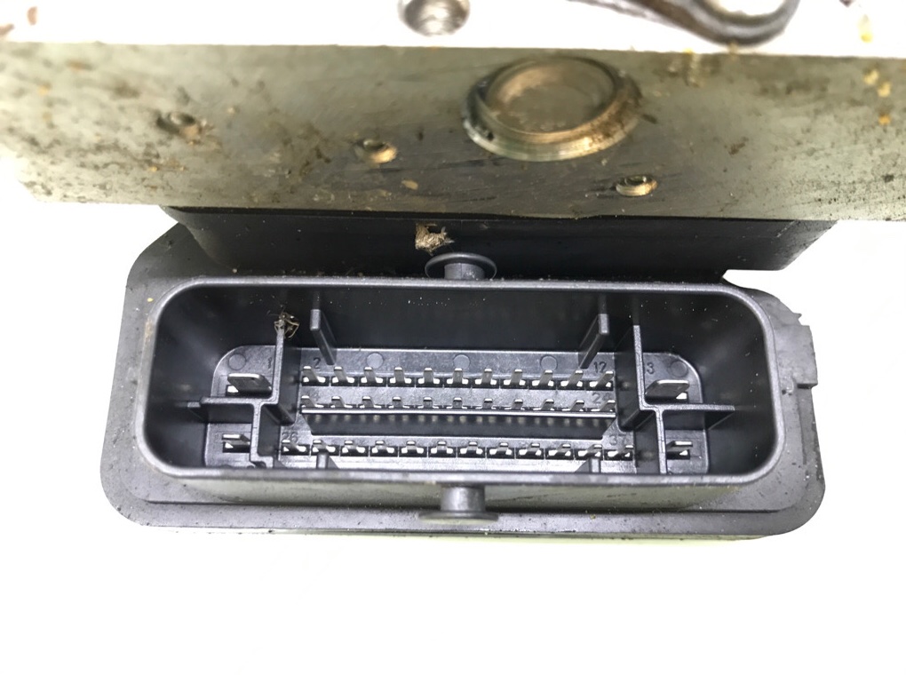 Блок ABS бу для Volkswagen Crafter 2 2.0 TDi,  2019 г.