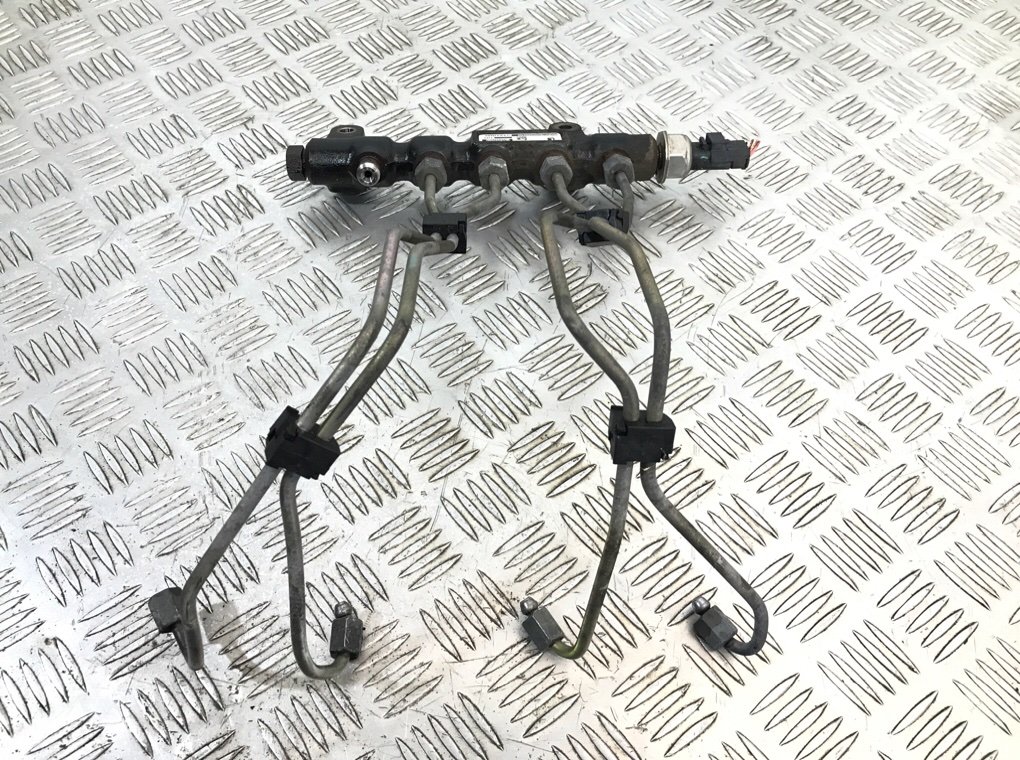 Топливная рампа бу для Peugeot 307  1.6 HDi,  2006 г.