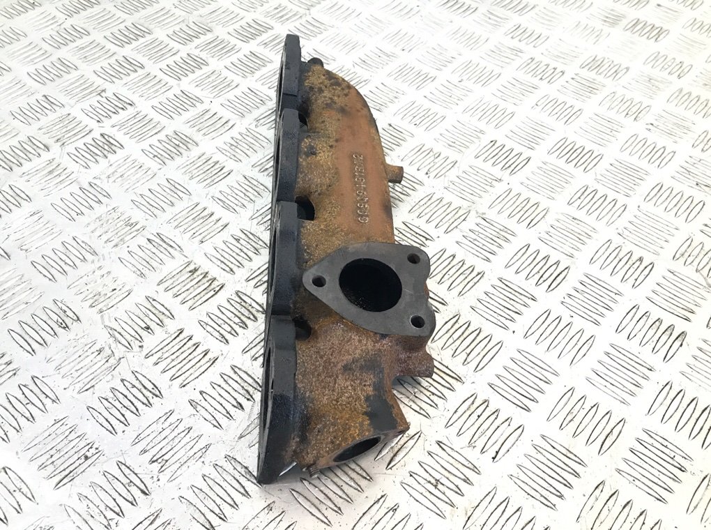 Коллектор выпускной бу для Peugeot 4007  2.2 HDi,  2009 г.