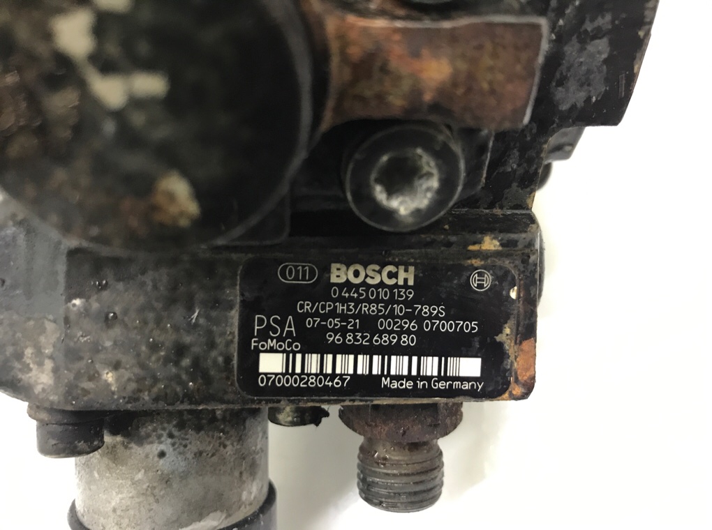 ТНВД бу для Peugeot 4007  2.2 HDi,  2009 г.