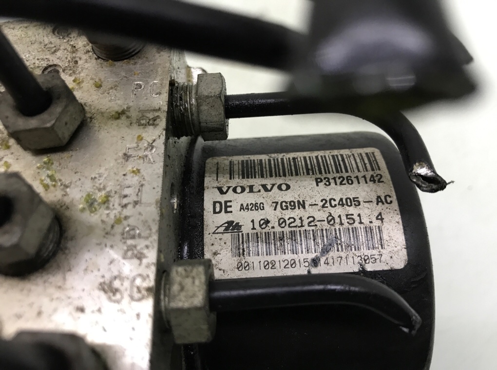 Блок ABS бу для Volvo S80  2.4 D5,  2007 г.