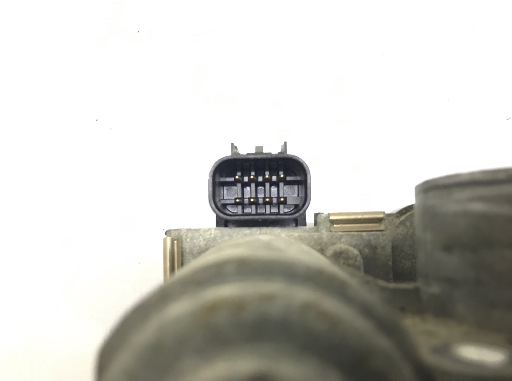 Заслонка дроссельная бу для Opel Astra H 1.6 i, 2006 г. Заслонка дроссельная бу для Opel Astra H 1.6 i, 2006 г.