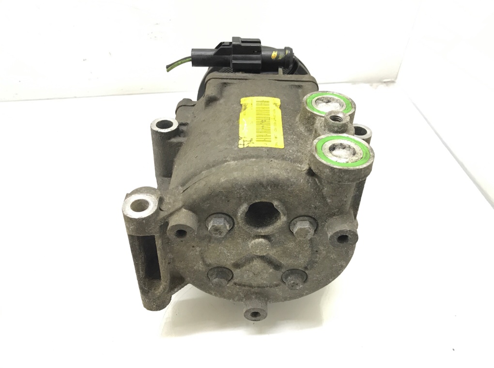 Компрессор кондиционера бу для Ford Fusion 1.4 i, 2008 г. Компрессор кондиционера бу для Ford Fusion 1.4 i, 2008 г.