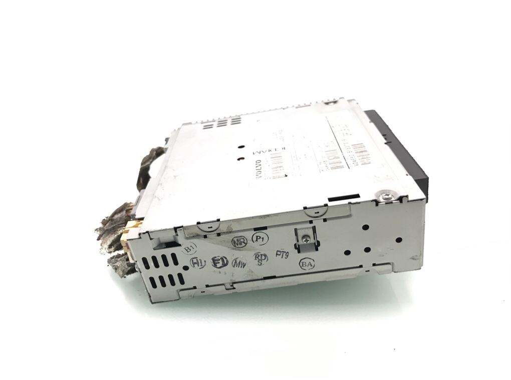 Магнитола бу для Volvo V50  2.0 TD,  2006 г.