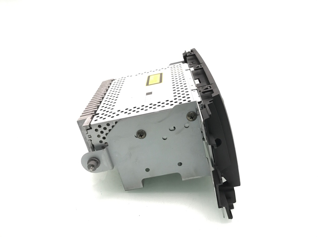 Магнитола бу для Suzuki Grand Vitara JT 2.0 i,  2006 г.