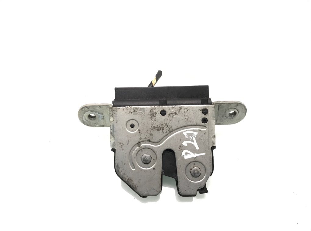 Замок багажника бу для Opel Corsa D 1.4 i,  2008 г.