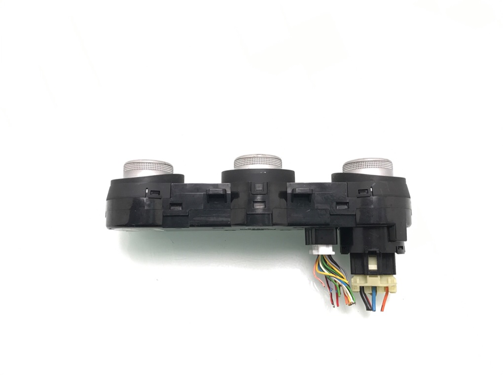 Блок управления печки/климат-контроля бу для Kia Ceed 1 1.4 i, 2009 г. Блок управления печки/климат-контроля бу для Kia Ceed 1 1.4 i, 2009 г.