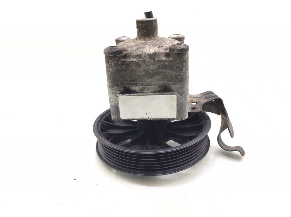 Насос гидроусилителя руля бу для Volvo XC90  2.4 D5,  2004 г.