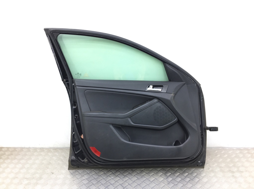 Дверь передняя левая бу для Kia Optima  1.7 CRDi,  2013 г.