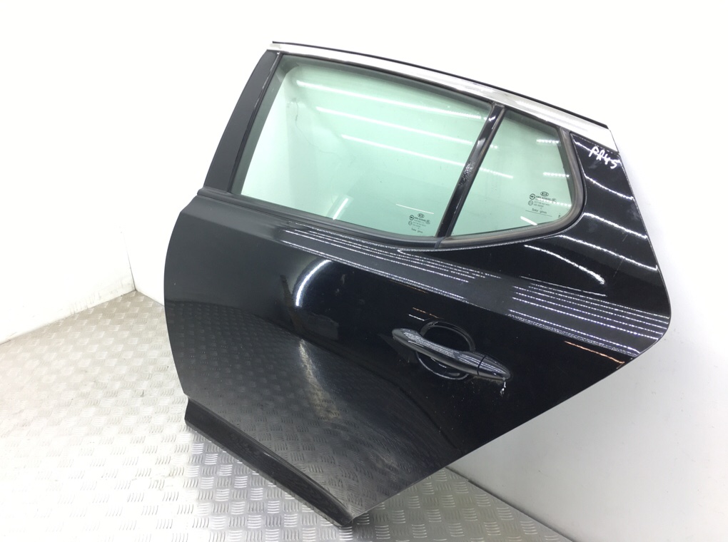 Дверь задняя левая бу для Kia Optima  1.7 CRDi,  2013 г.