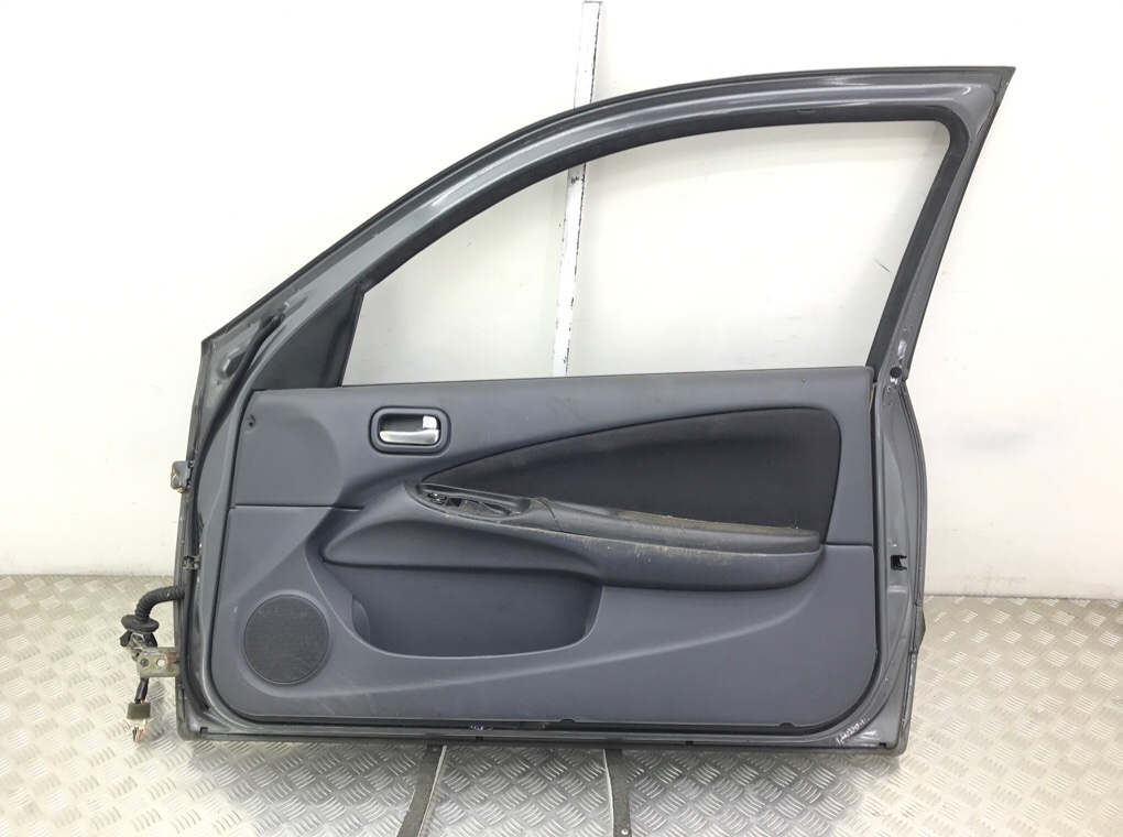 Дверь передняя правая бу для Nissan Almera N16 1.5 i,  2005 г.