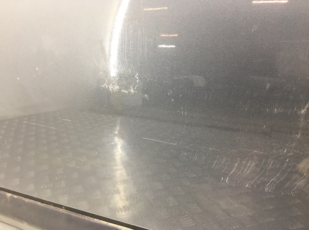 Дверь передняя левая бу для Nissan Almera N16 1.5 i,  2005 г.