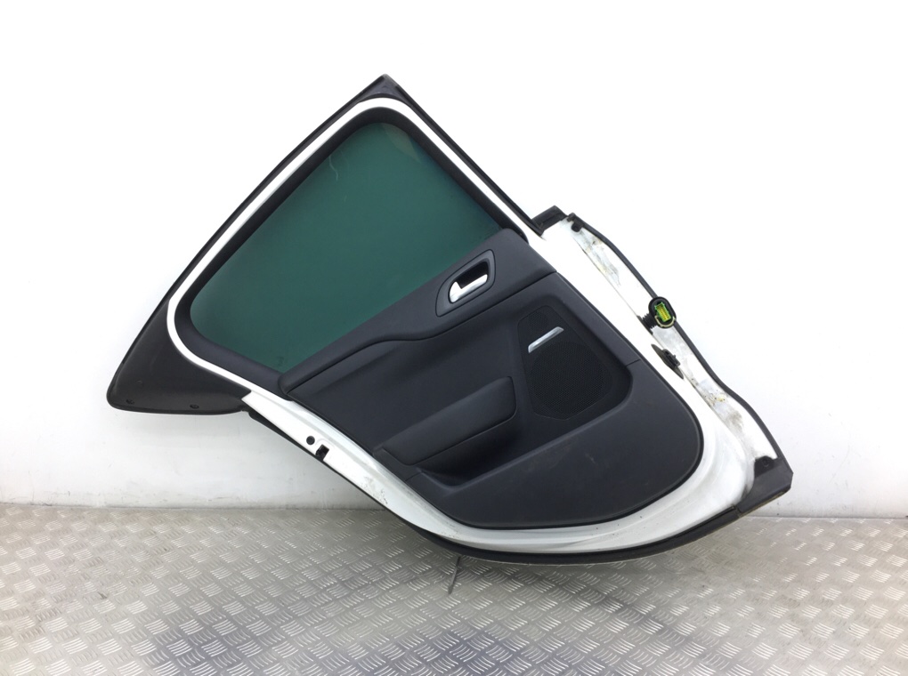 Дверь задняя левая бу для Citroen DS4 2.0 HDi, 2011 г. Дверь задняя левая бу для Citroen DS4 2.0 HDi, 2011 г.