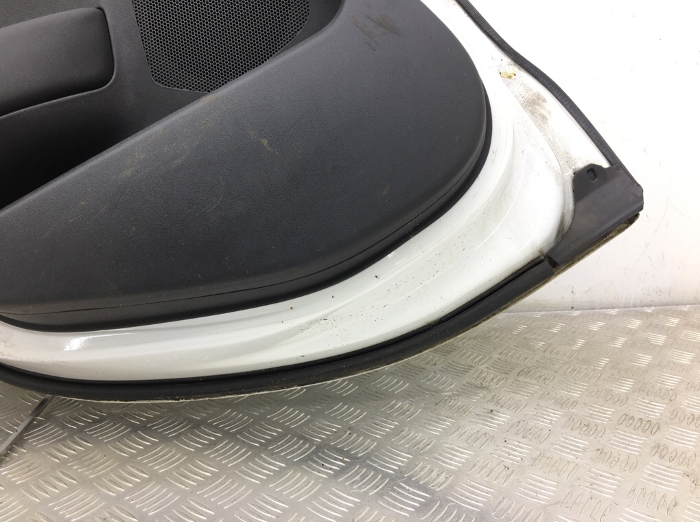 Дверь задняя левая бу для Citroen DS4 2.0 HDi, 2011 г. Дверь задняя левая бу для Citroen DS4 2.0 HDi, 2011 г.