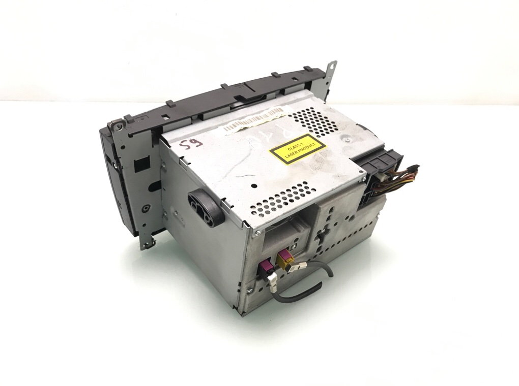 Магнитола бу для Mercedes C W203 1.8 i, 2005 г. Магнитола бу для Mercedes C W203 1.8 i, 2005 г.