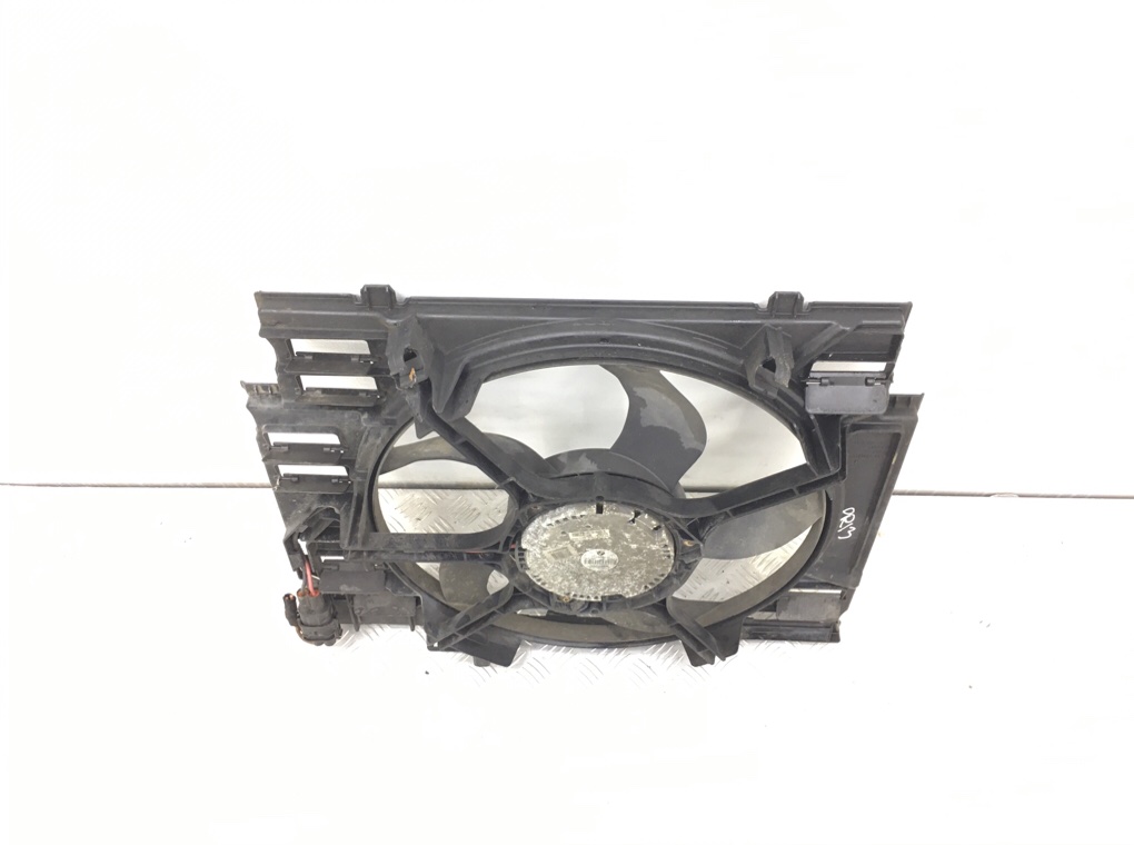 Вентилятор радиатора бу для BMW 5 E60/E61 3.0 TD, 2006 г. Вентилятор радиатора бу для BMW 5 E60/E61 3.0 TD, 2006 г.