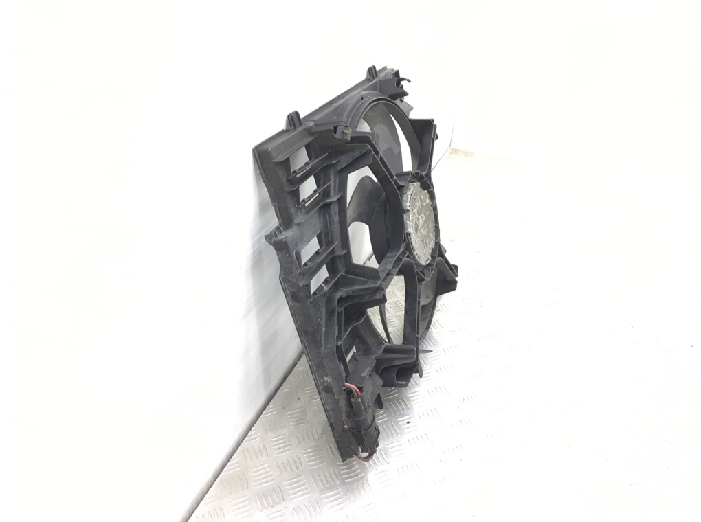 Вентилятор радиатора бу для BMW 5 E60/E61 3.0 TD, 2006 г. Вентилятор радиатора бу для BMW 5 E60/E61 3.0 TD, 2006 г.