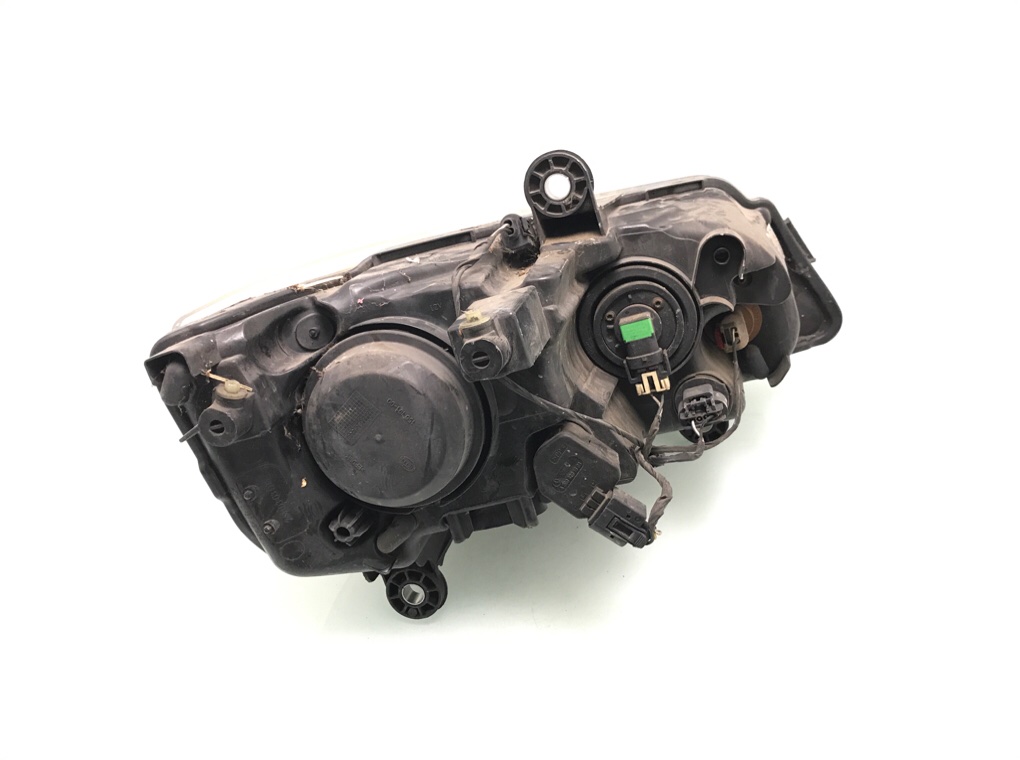 Фара левая бу для Chrysler Grand Voyager  2.8 CRD,  2008 г.