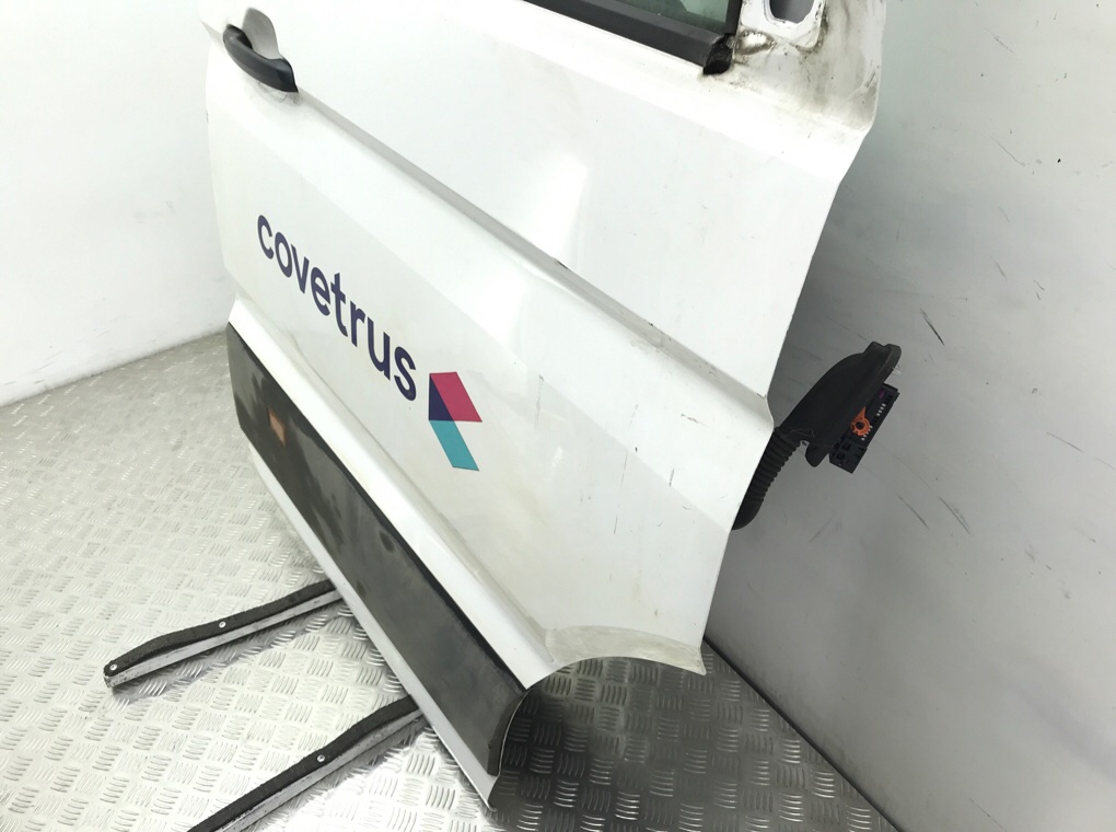 Дверь передняя правая бу для Volkswagen Crafter 2 2.0 TDi,  2019 г.