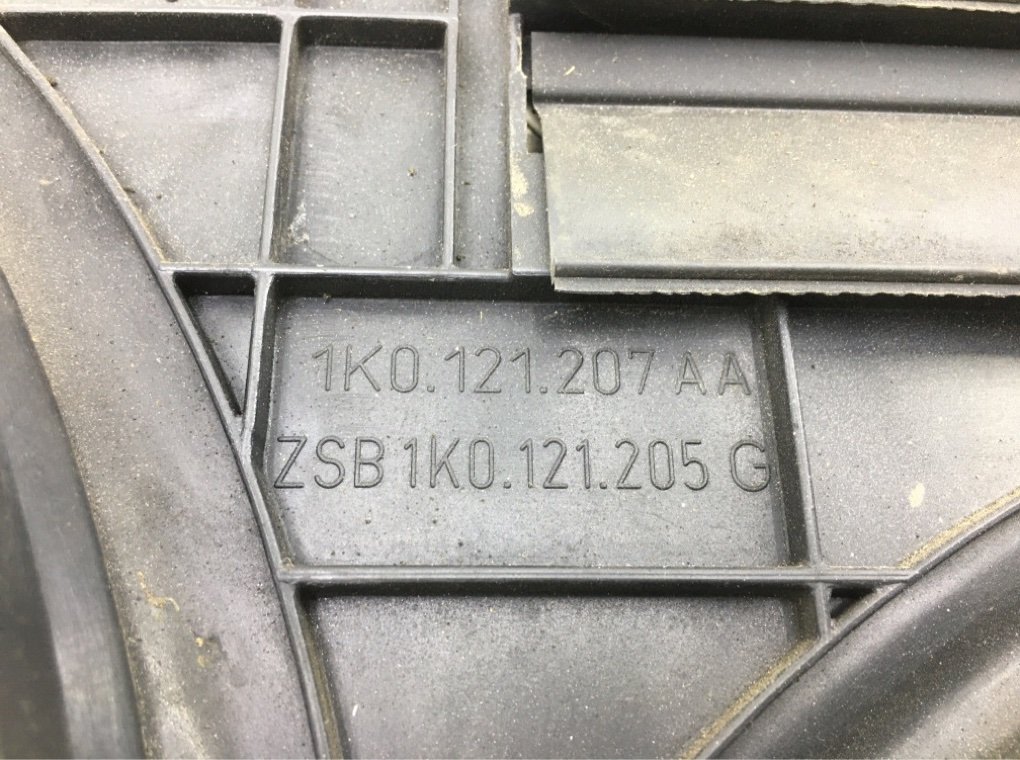 Вентилятор радиатора бу для Volkswagen Golf 5 2.0 TDi, 2006 г. Вентилятор радиатора бу для Volkswagen Golf 5 2.0 TDi, 2006 г.